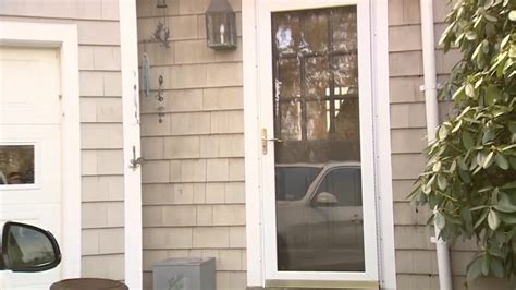 Cohasset man urges pet owners to be on alert after close call with coyote 